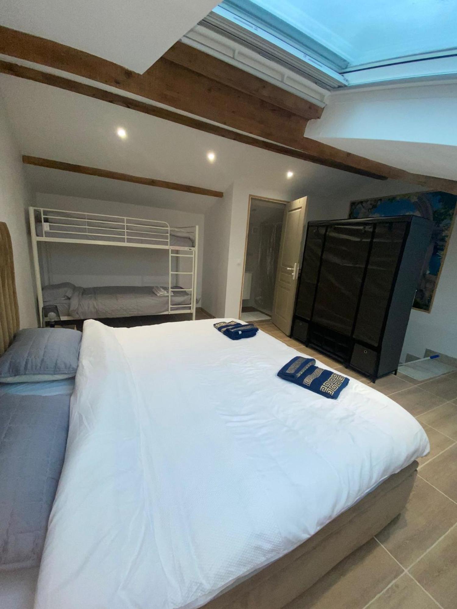 Holiday home Ze Luxurious House Paris - De Luxe Argenteuil